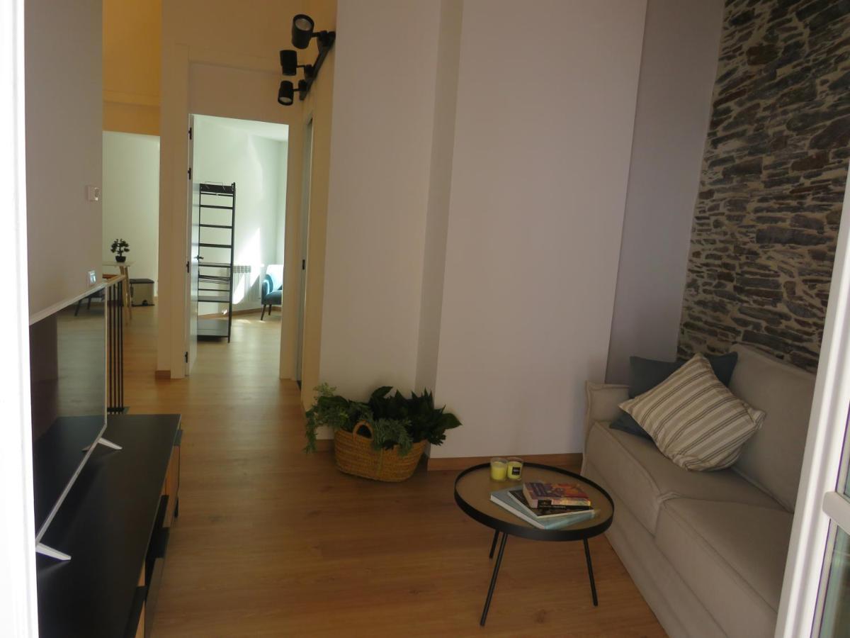 Apartamentos Armanya 3 Lugo Esterno foto