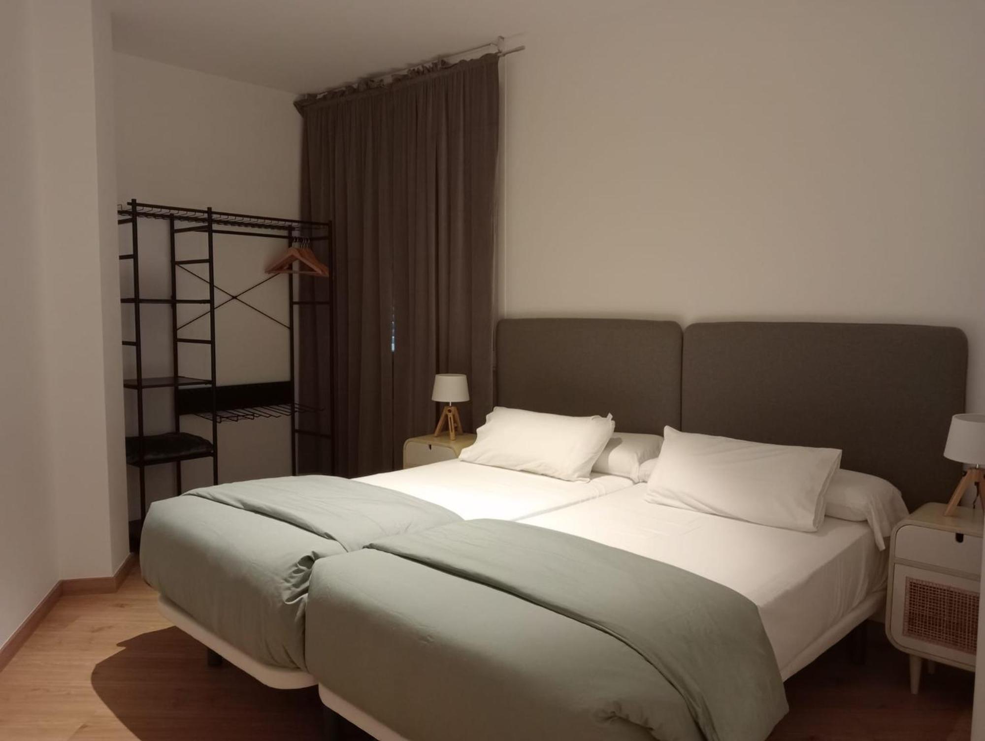 Apartamentos Armanya 3 Lugo Esterno foto